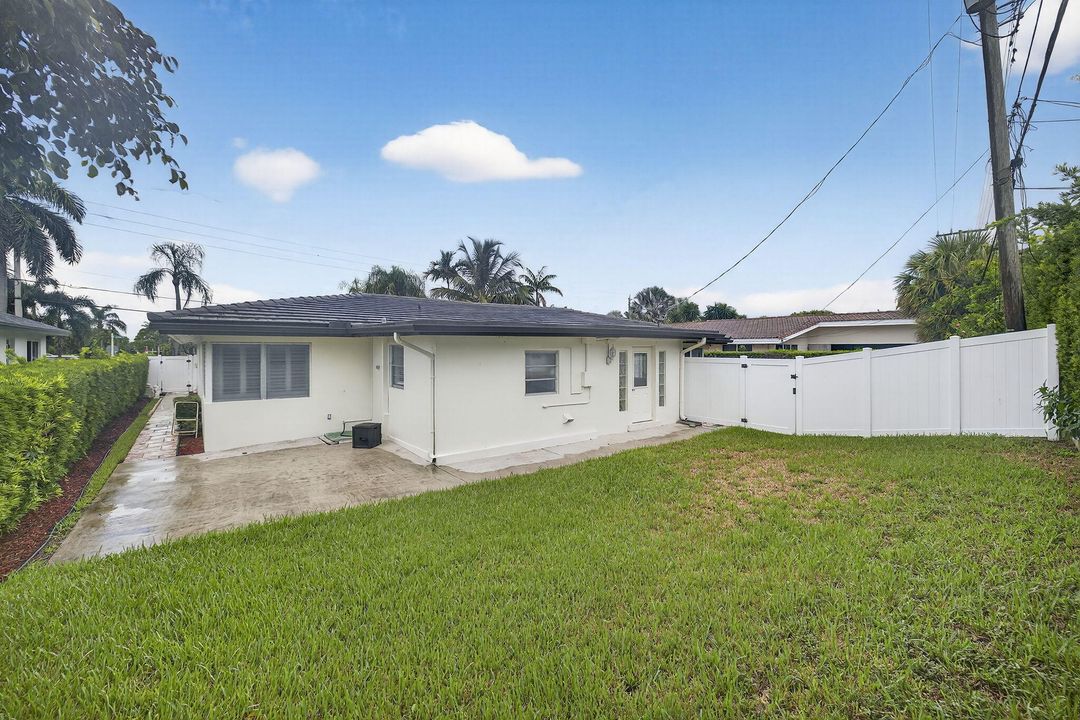 Activo con contrato: $4,500 (2 camas, 2 baños, 1040 Pies cuadrados)