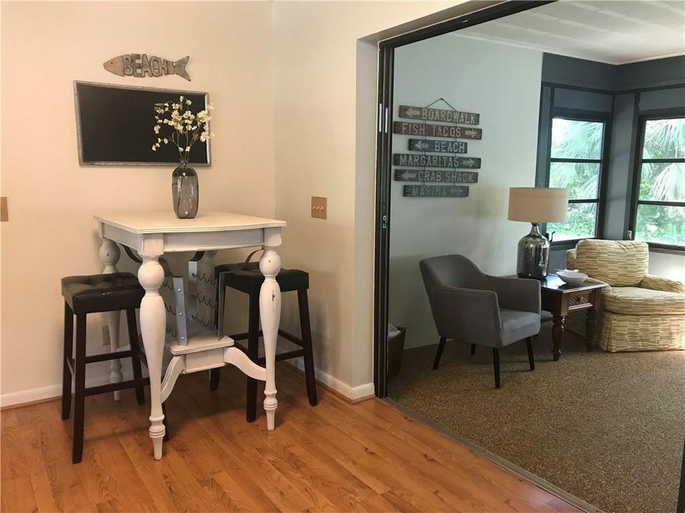 For Rent: $2,500 (2 beds, 2 baths, 1160 Square Feet)