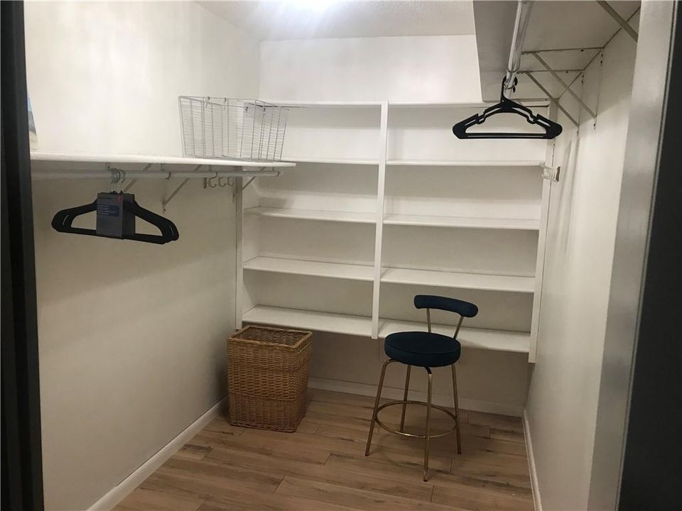 For Rent: $2,500 (2 beds, 2 baths, 1160 Square Feet)