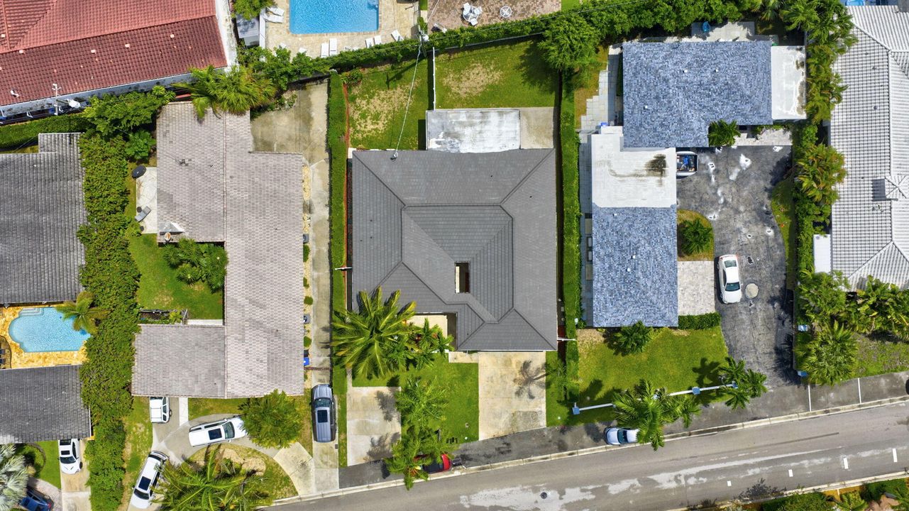 Activo con contrato: $4,500 (2 camas, 2 baños, 1040 Pies cuadrados)