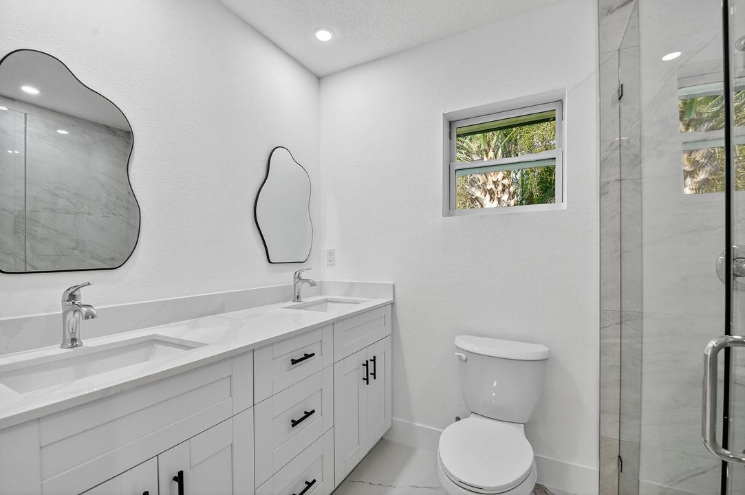 Activo con contrato: $520,000 (3 camas, 2 baños, 1432 Pies cuadrados)