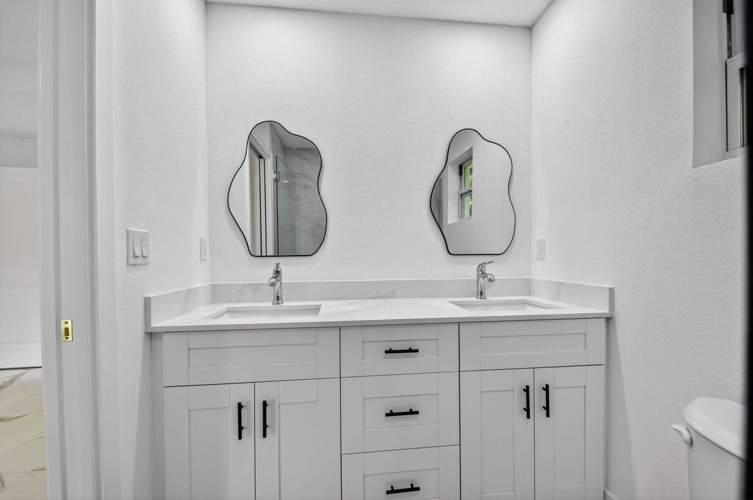 Activo con contrato: $520,000 (3 camas, 2 baños, 1432 Pies cuadrados)