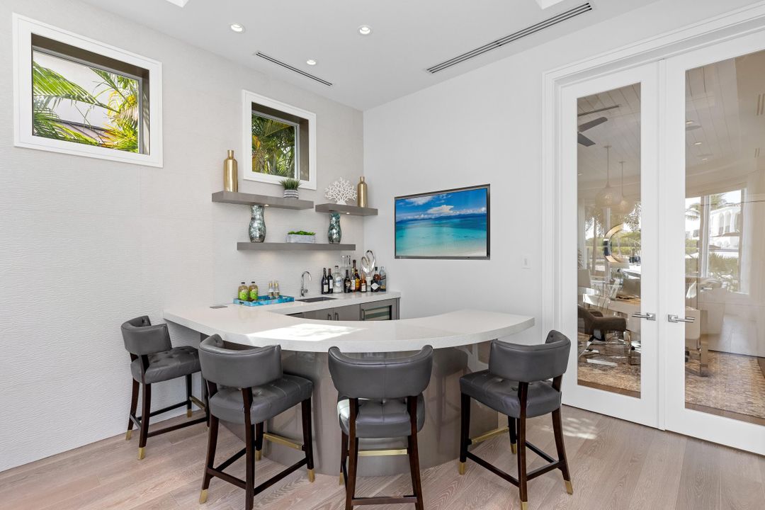 En Venta: $6,950,000 (6 camas, 5 baños, 5612 Pies cuadrados)