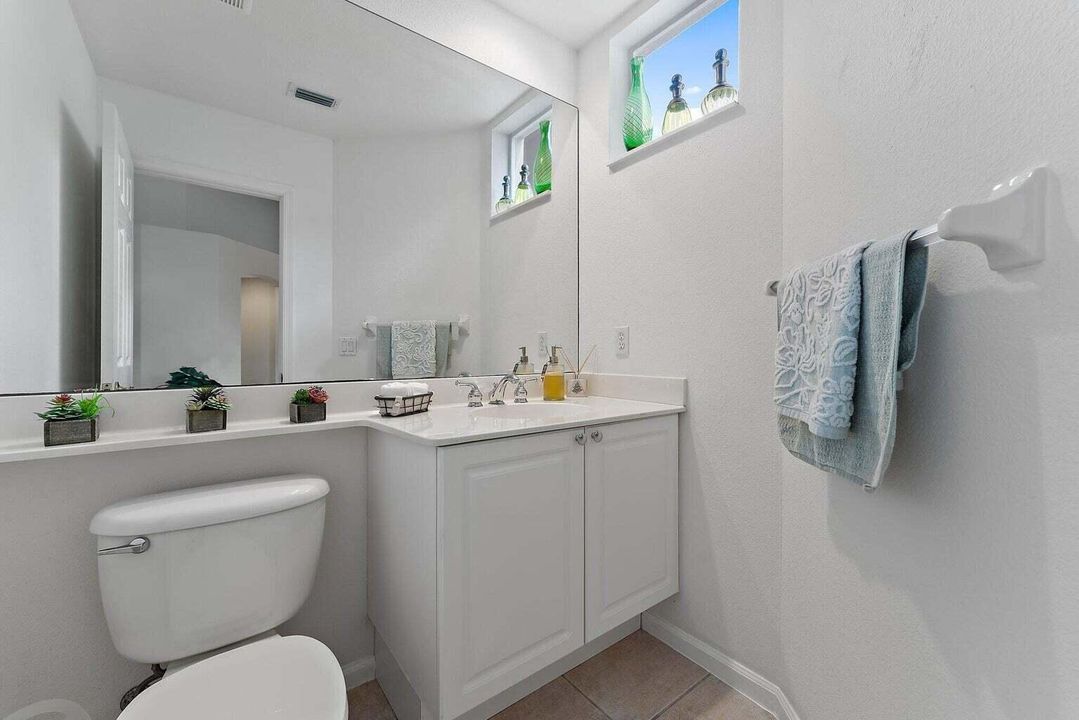 Active With Contract: $17,000 (3 beds, 2 baths, 1882 Square Feet)