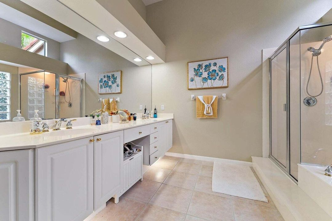 Active With Contract: $17,000 (3 beds, 2 baths, 1882 Square Feet)