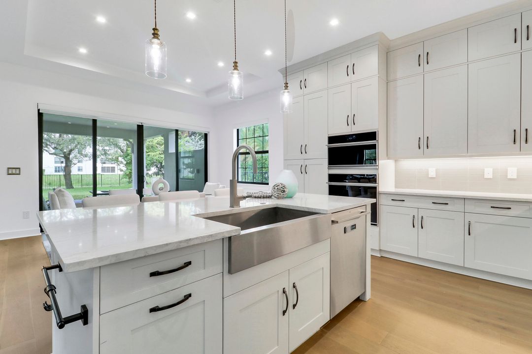 Active With Contract: $1,250,000 (3 beds, 3 baths, 3258 Square Feet)