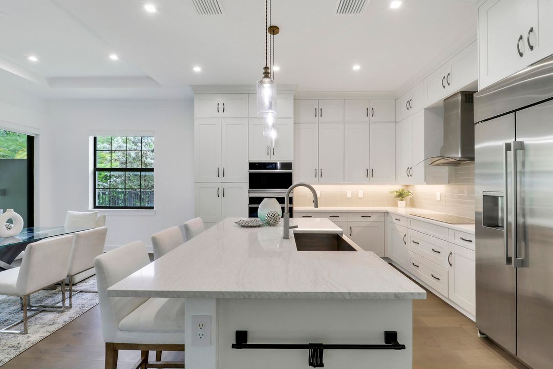 Active With Contract: $1,250,000 (3 beds, 3 baths, 3258 Square Feet)