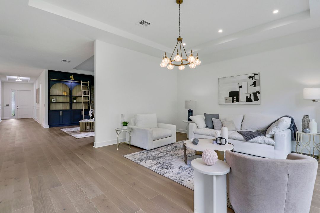 Active With Contract: $1,250,000 (3 beds, 3 baths, 3258 Square Feet)