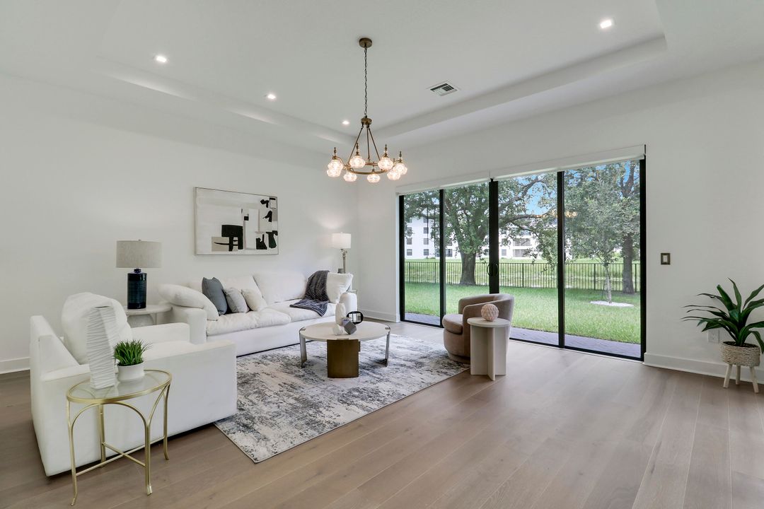 Active With Contract: $1,250,000 (3 beds, 3 baths, 3258 Square Feet)