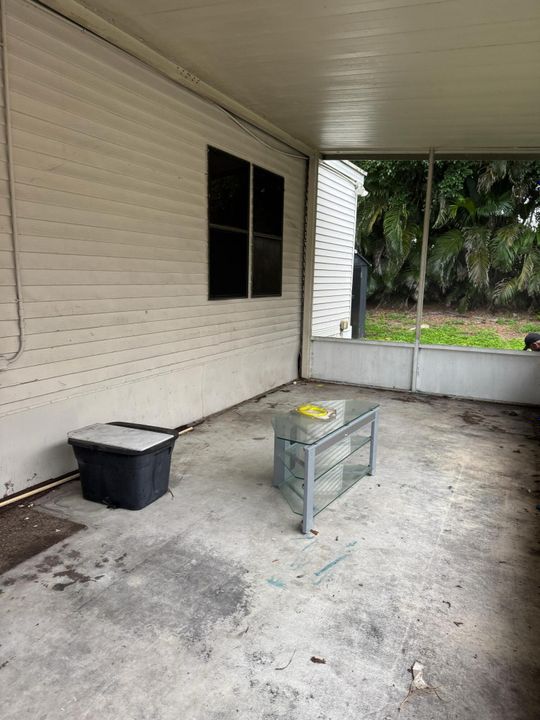 Active With Contract: $89,999 (3 beds, 2 baths, 1200 Square Feet)