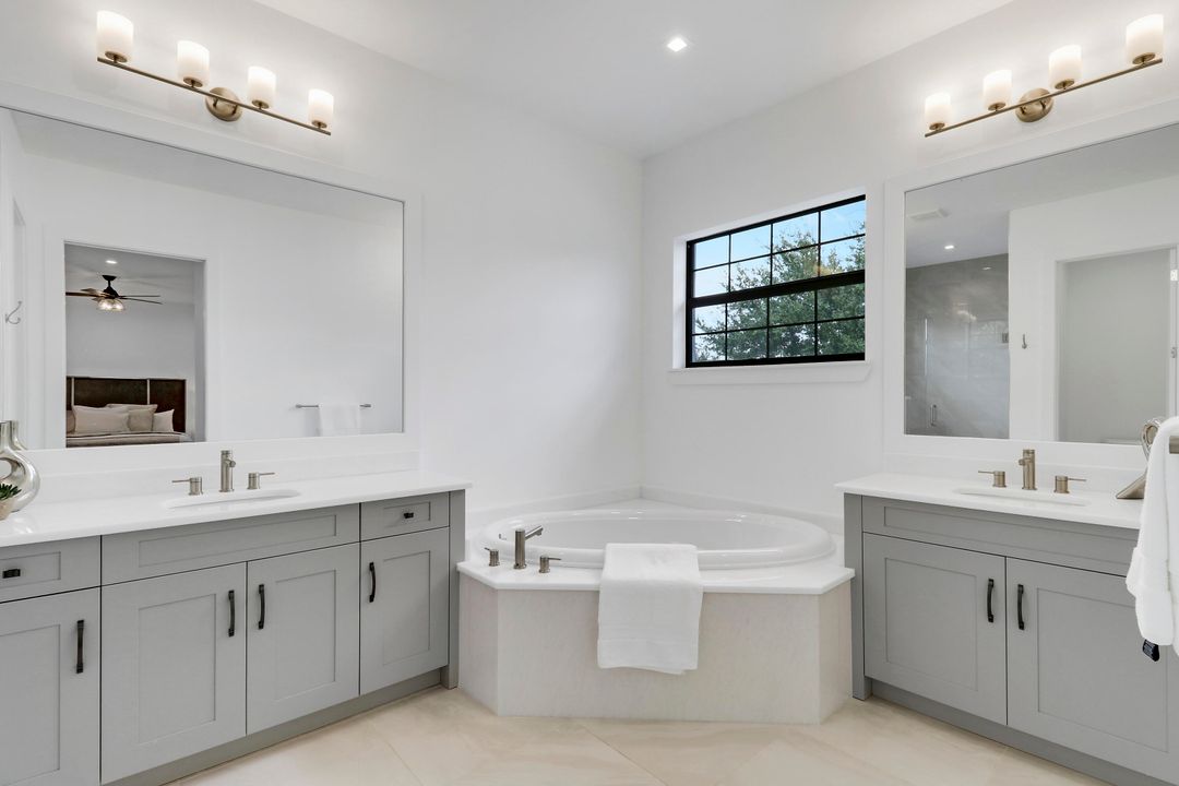 Active With Contract: $1,250,000 (3 beds, 3 baths, 3258 Square Feet)