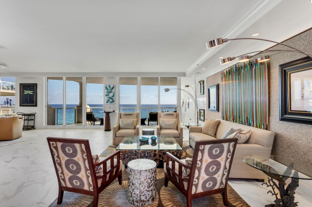 Active With Contract: $3,595,000 (3 beds, 4 baths, 3562 Square Feet)