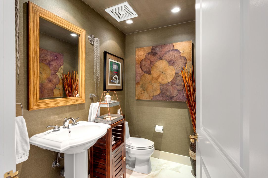 Active With Contract: $3,595,000 (3 beds, 4 baths, 3562 Square Feet)