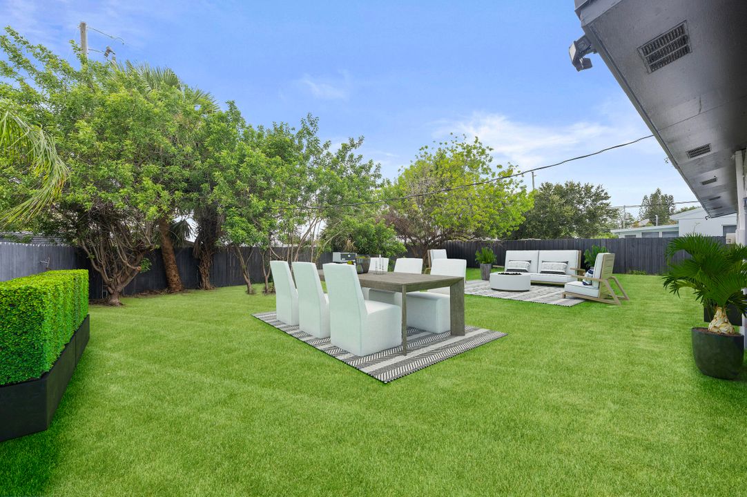 For Sale: $399,000 (3 beds, 2 baths, 1106 Square Feet)