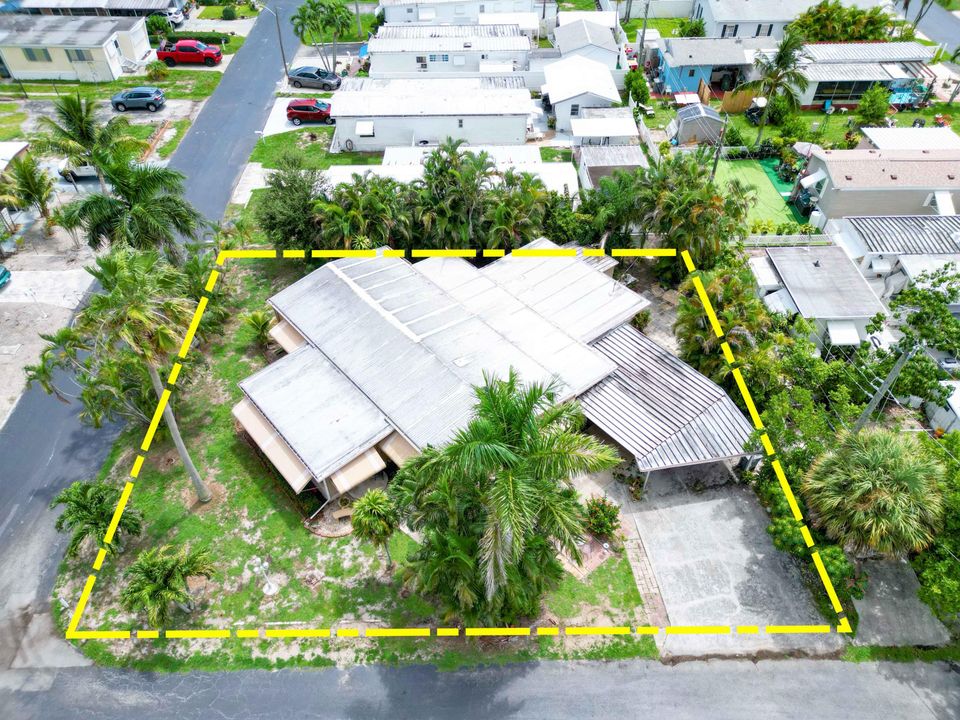 Active With Contract: $140,000 (2 beds, 2 baths, 1152 Square Feet)