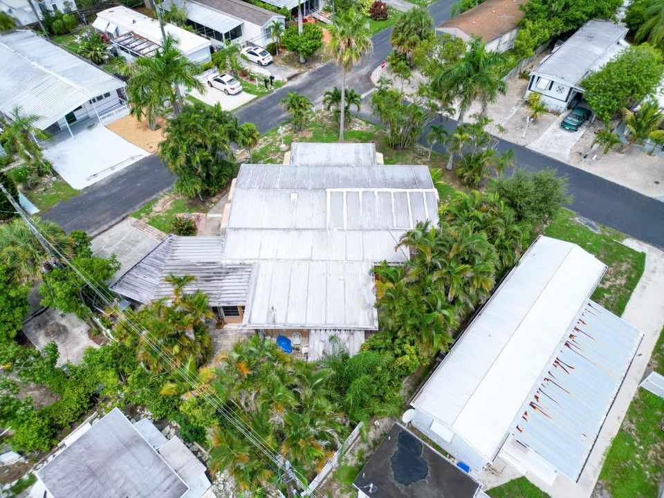 Active With Contract: $140,000 (2 beds, 2 baths, 1152 Square Feet)