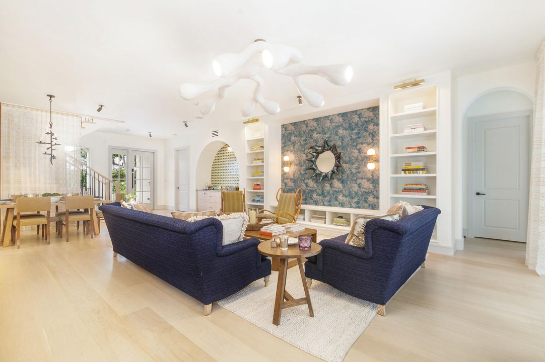 Active With Contract: $4,895,000 (4 beds, 4 baths, 3865 Square Feet)
