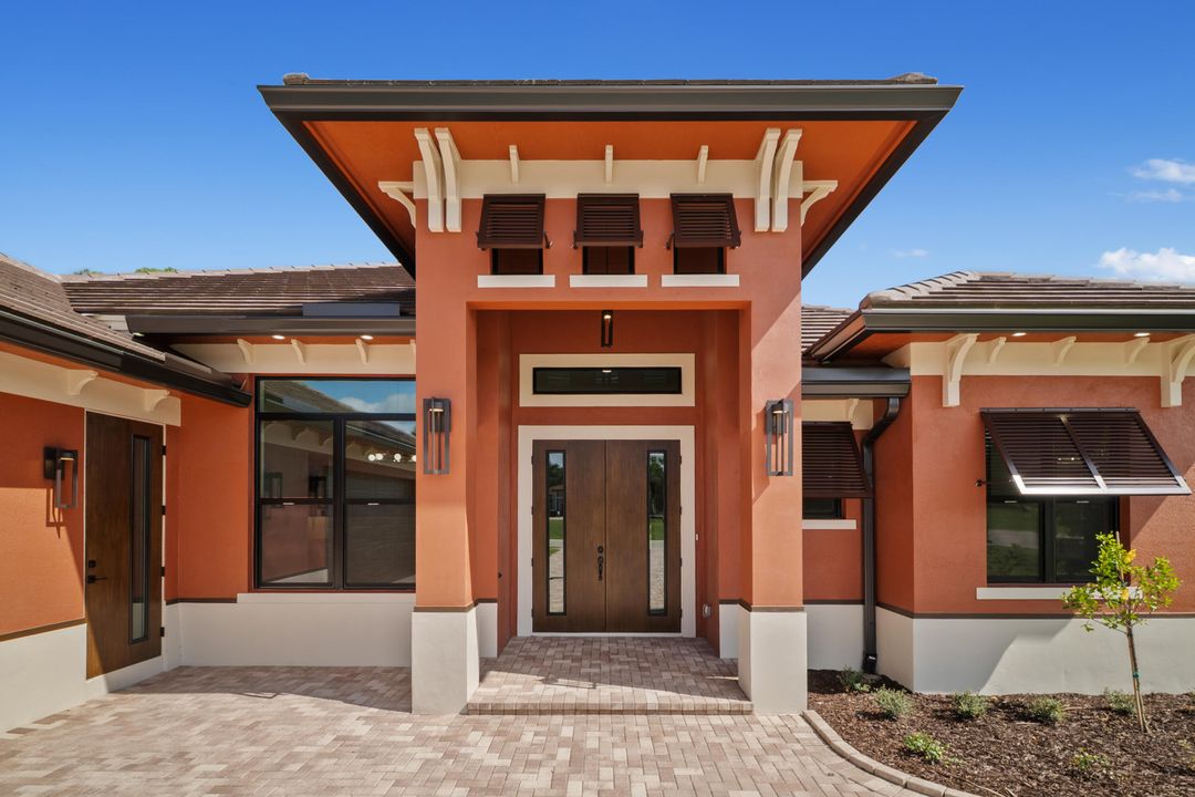 For Sale: $1,013,000 (4 beds, 3 baths, 2684 Square Feet)