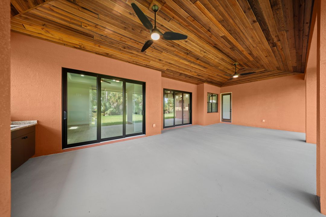 For Sale: $1,013,000 (4 beds, 3 baths, 2684 Square Feet)