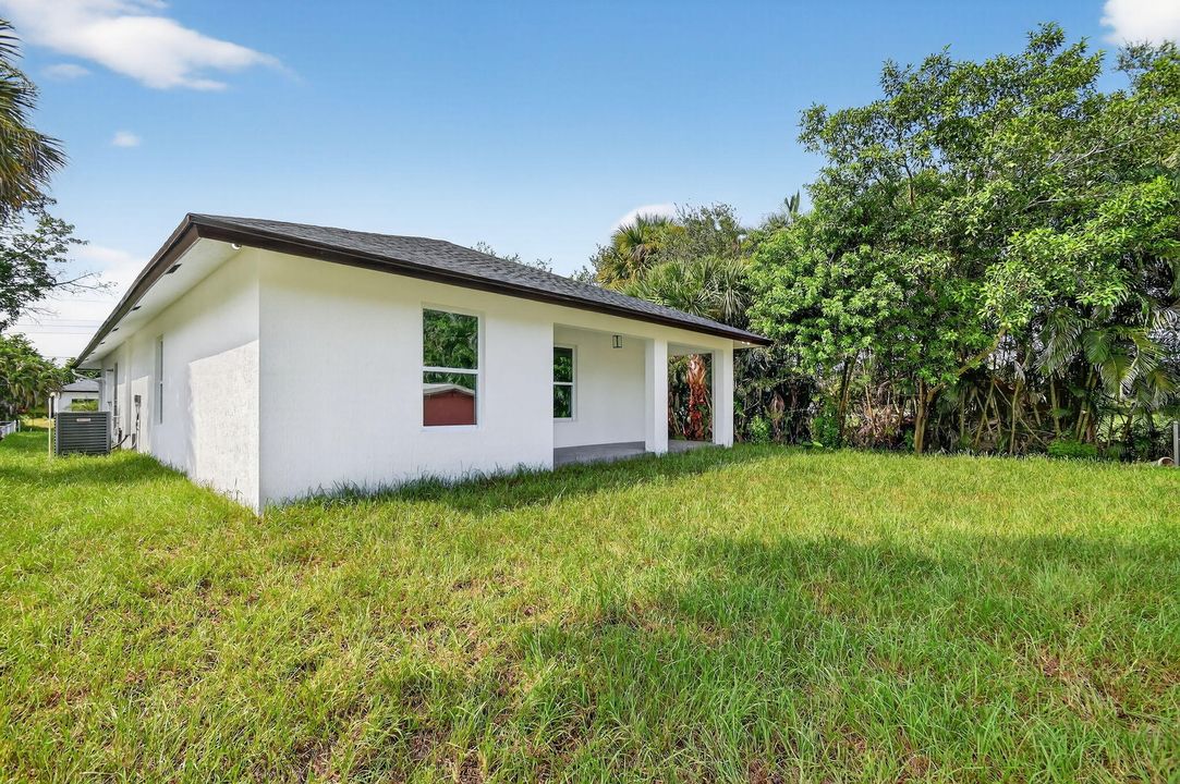 Activo con contrato: $520,000 (3 camas, 2 baños, 1432 Pies cuadrados)