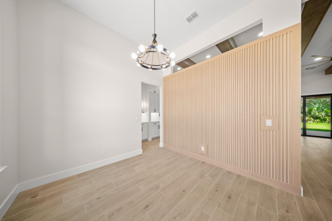 For Sale: $1,013,000 (4 beds, 3 baths, 2684 Square Feet)