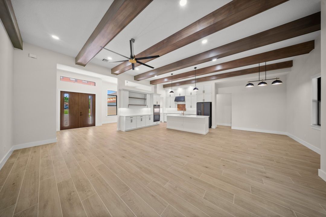 For Sale: $1,013,000 (4 beds, 3 baths, 2684 Square Feet)