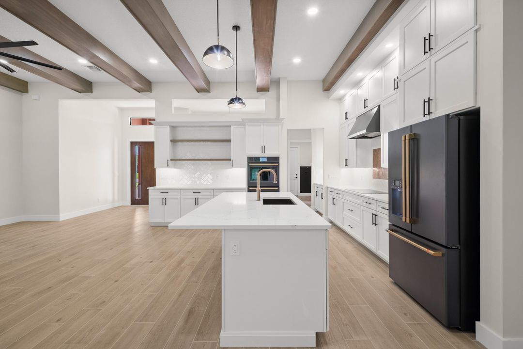 For Sale: $1,013,000 (4 beds, 3 baths, 2684 Square Feet)