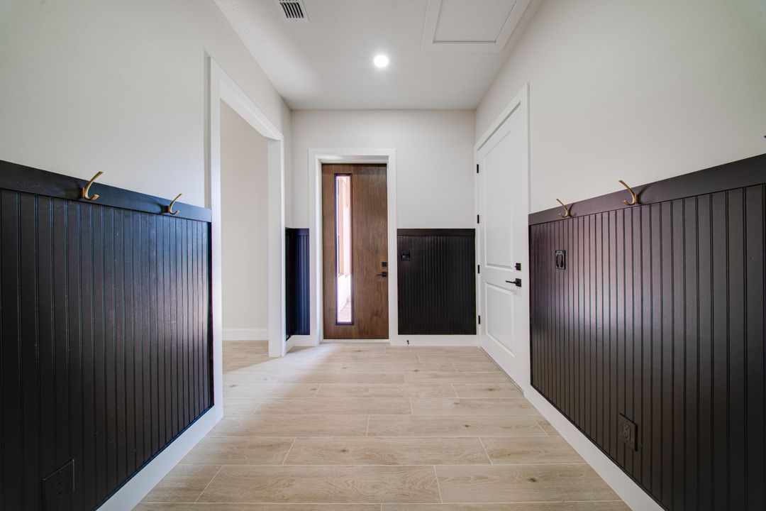 For Sale: $1,013,000 (4 beds, 3 baths, 2684 Square Feet)