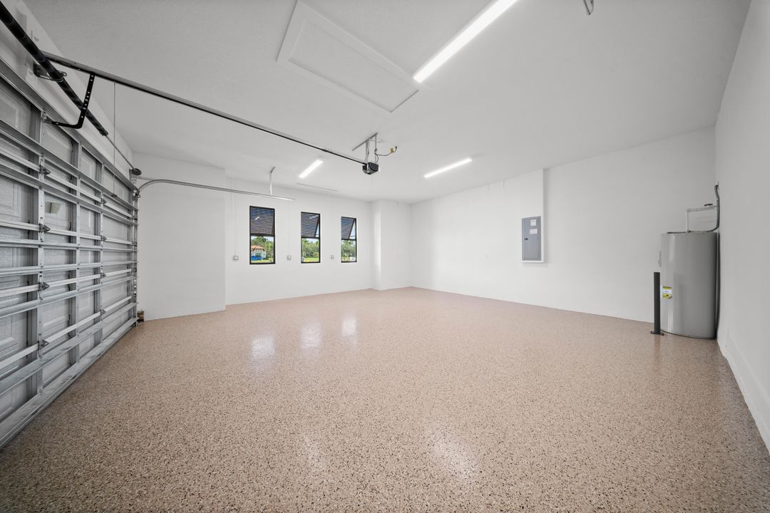 For Sale: $1,013,000 (4 beds, 3 baths, 2684 Square Feet)