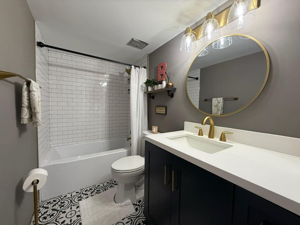 For Rent: $3,000 (3 beds, 2 baths, 1624 Square Feet)