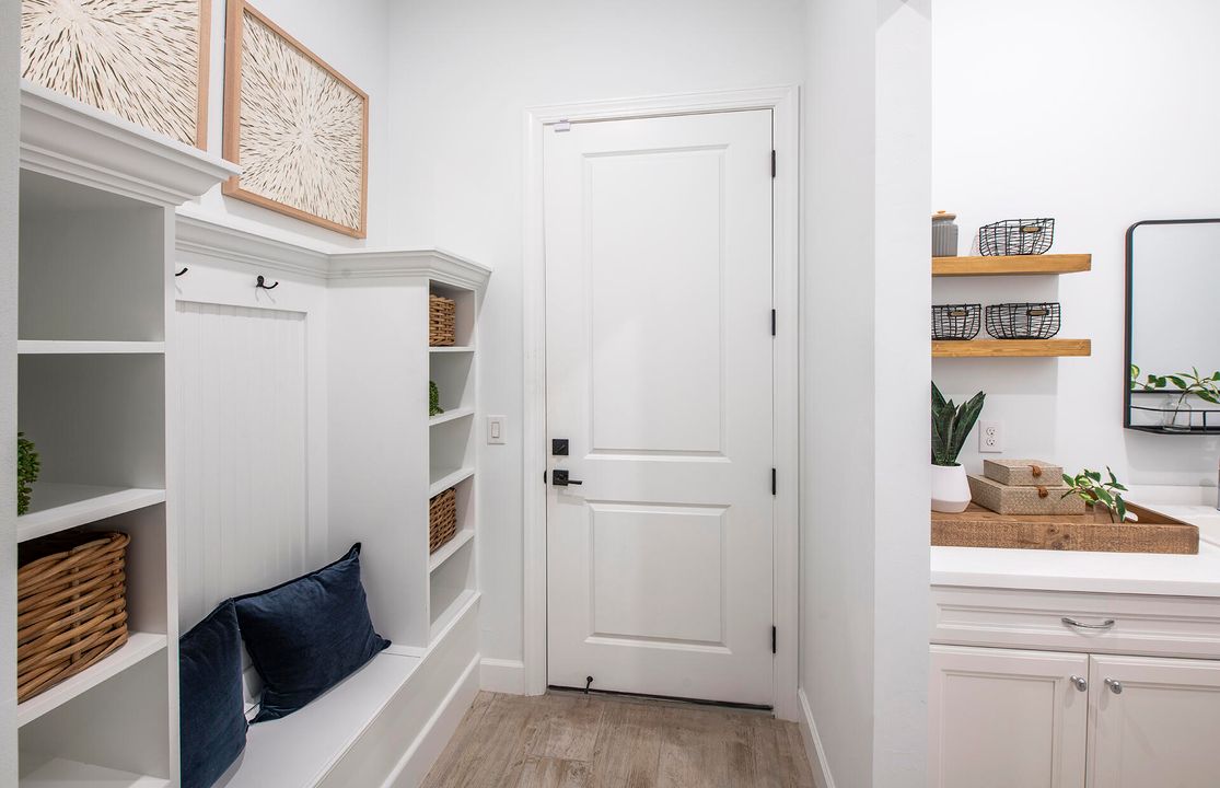 En Venta: $1,199,680 (3 camas, 4 baños, 2687 Pies cuadrados)