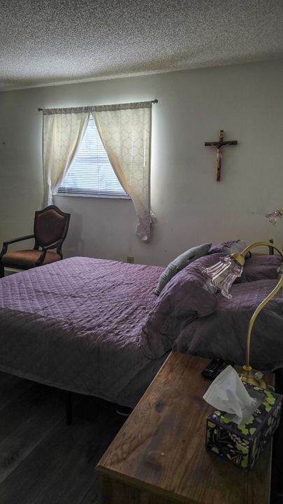 For Sale: $154,000 (2 beds, 2 baths, 1130 Square Feet)