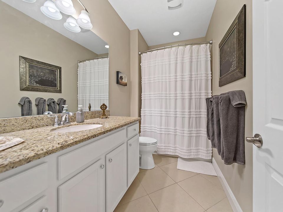 Active With Contract: $335,000 (2 beds, 2 baths, 1735 Square Feet)