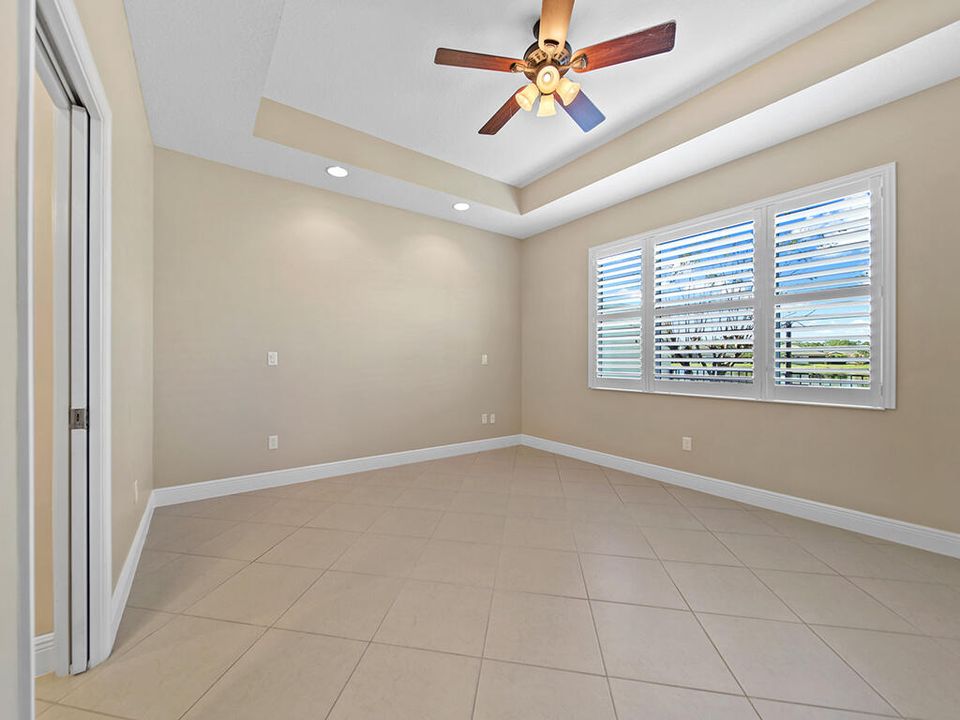 Active With Contract: $335,000 (2 beds, 2 baths, 1735 Square Feet)