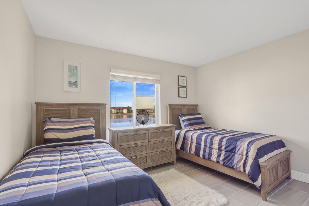 For Rent: $4,500 (2 beds, 2 baths, 1090 Square Feet)