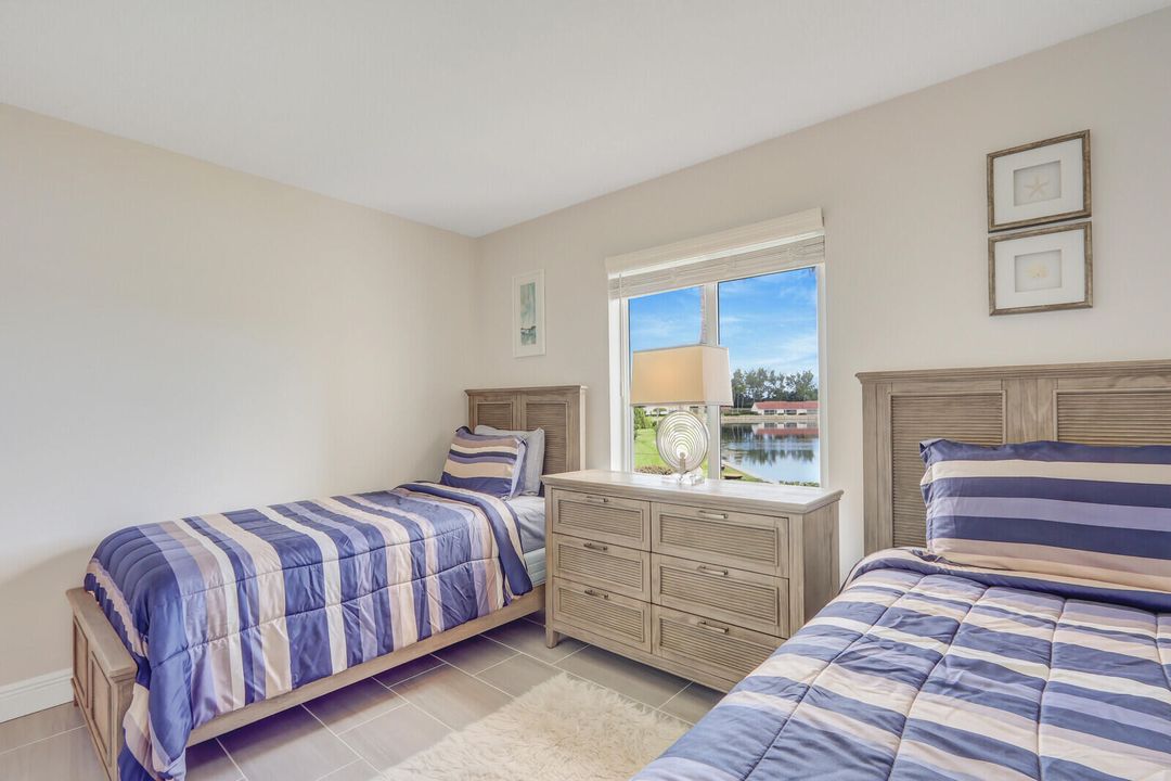 For Rent: $4,500 (2 beds, 2 baths, 1090 Square Feet)