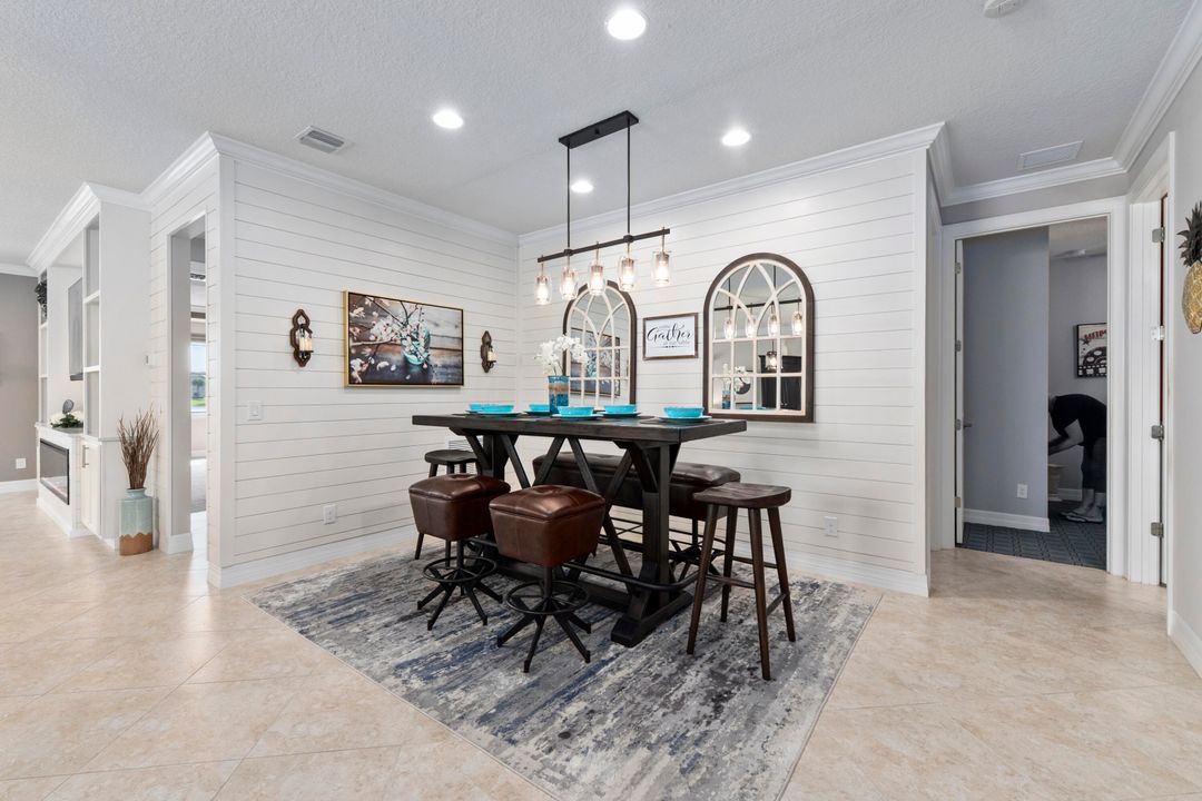 Active With Contract: $554,900 (3 beds, 2 baths, 2098 Square Feet)