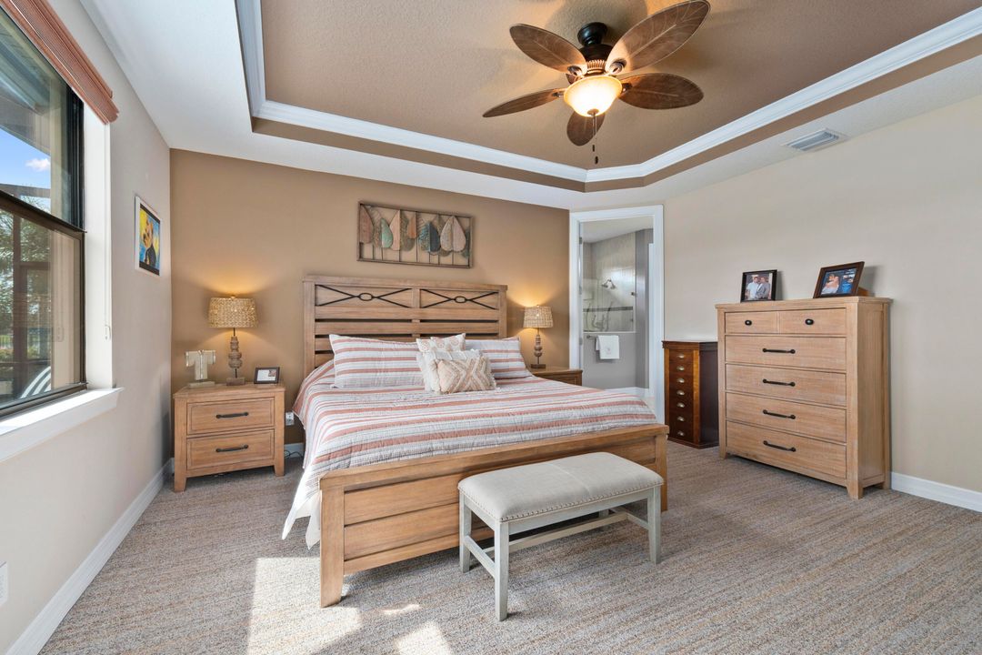 Active With Contract: $554,900 (3 beds, 2 baths, 2098 Square Feet)