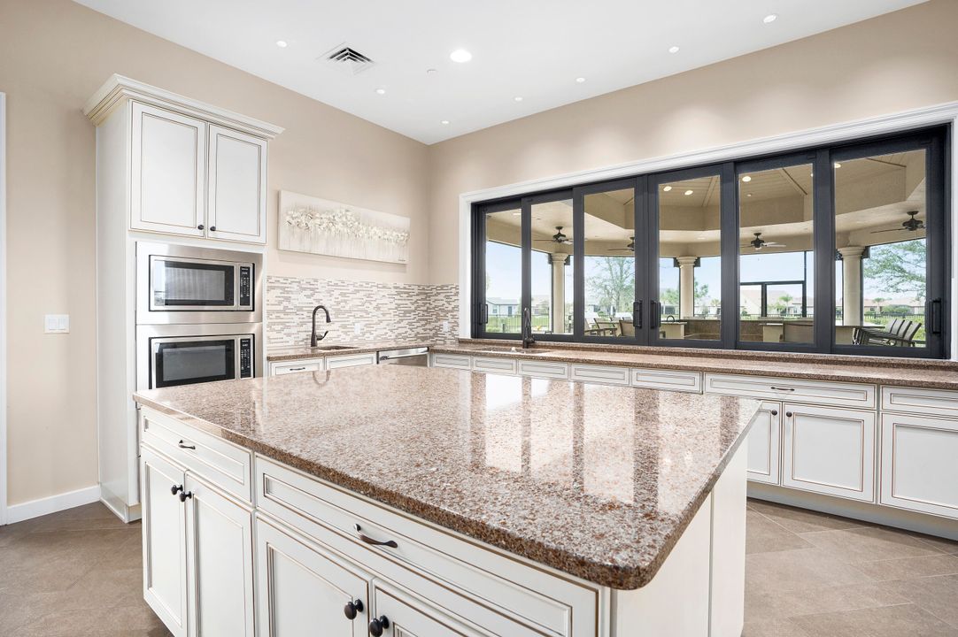 Active With Contract: $554,900 (3 beds, 2 baths, 2098 Square Feet)