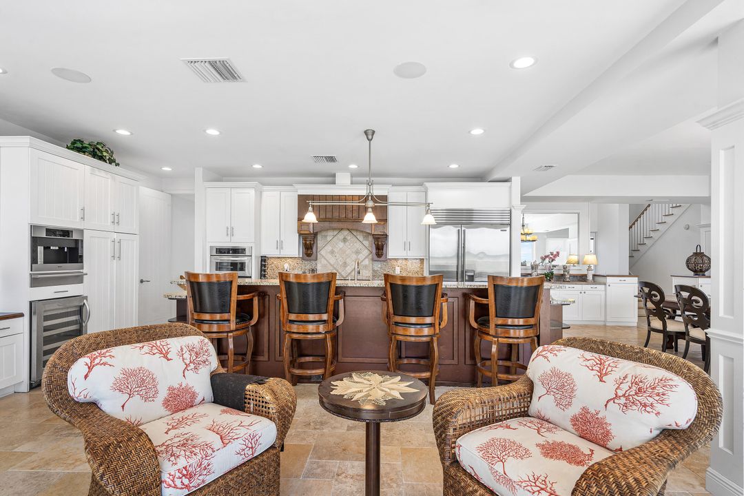 For Sale: $9,995,000 (4 beds, 4 baths, 3976 Square Feet)