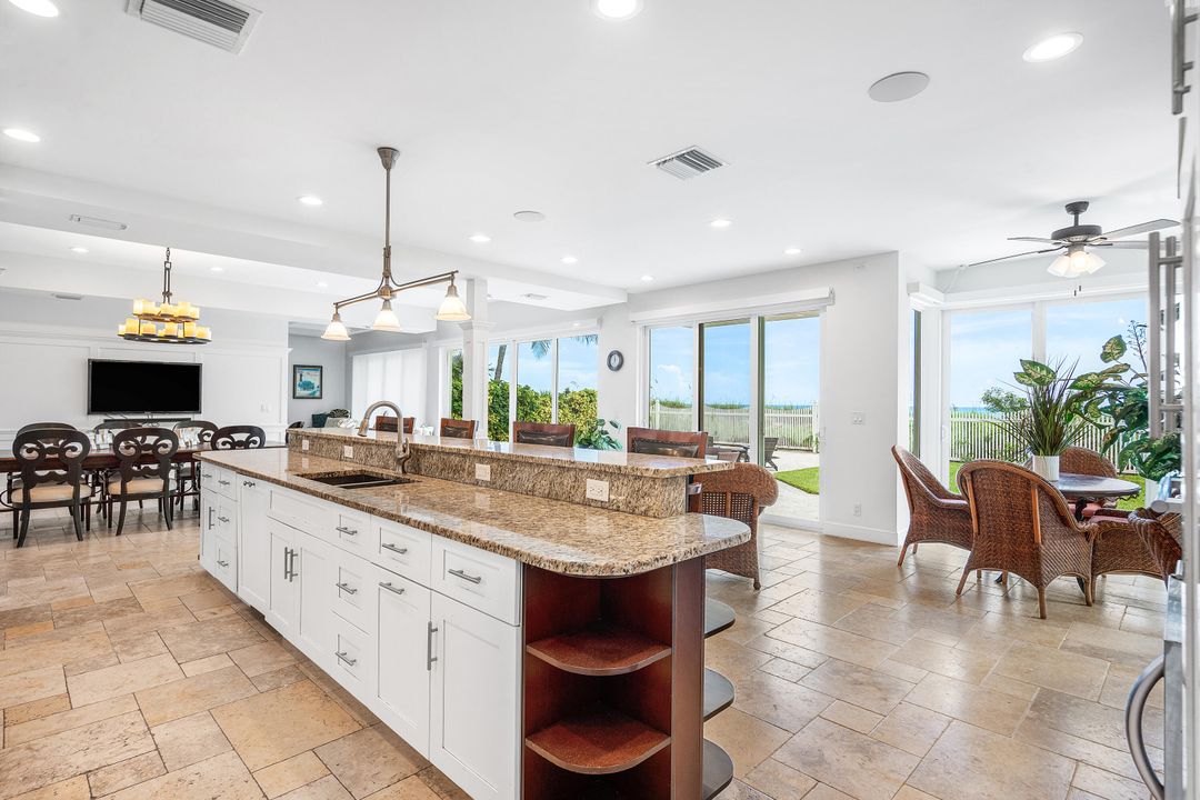 For Sale: $9,995,000 (4 beds, 4 baths, 3976 Square Feet)