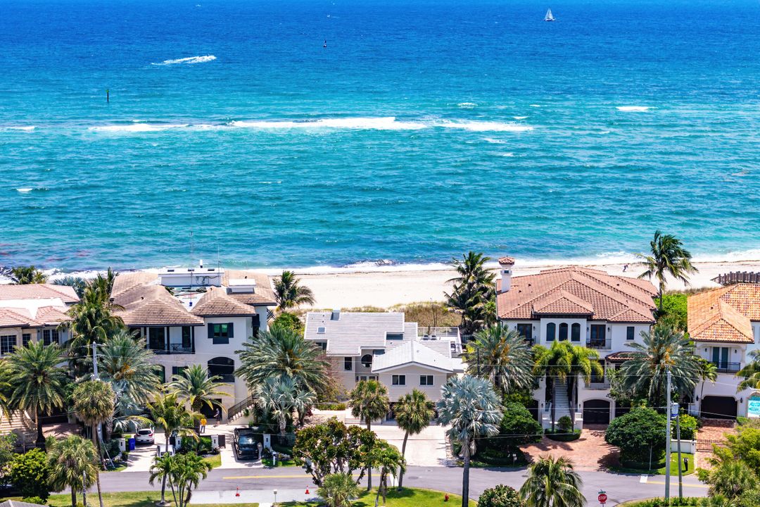 For Sale: $9,995,000 (4 beds, 4 baths, 3976 Square Feet)