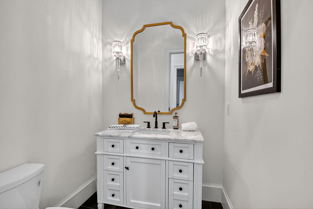 For Sale: $2,475,000 (3 beds, 4 baths, 3780 Square Feet)