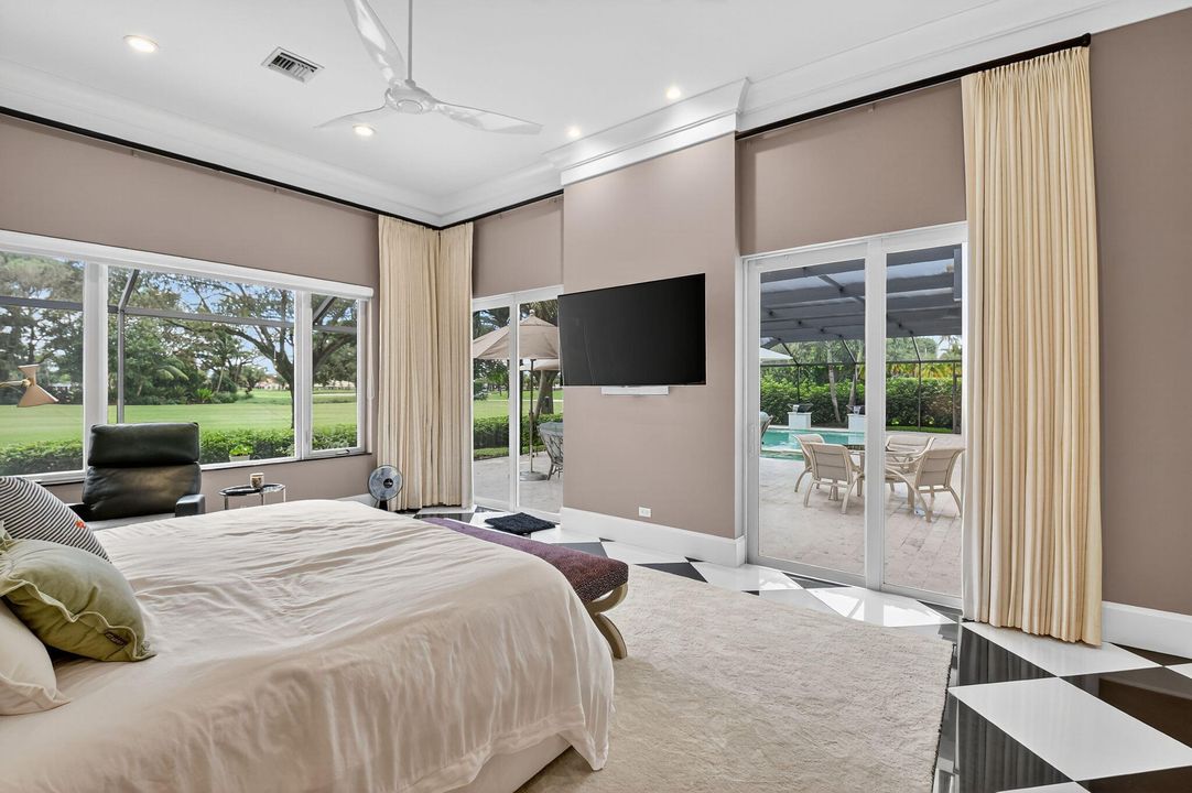 For Sale: $2,475,000 (3 beds, 4 baths, 3780 Square Feet)