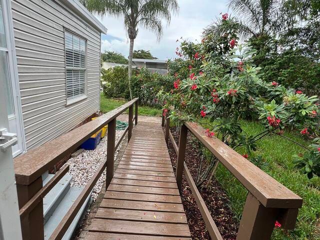 Active With Contract: $112,000 (3 beds, 2 baths, 1664 Square Feet)