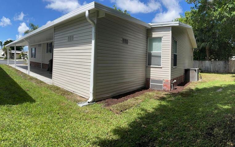 Active With Contract: $112,000 (3 beds, 2 baths, 1664 Square Feet)