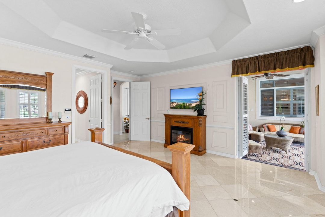 For Sale: $3,419,000 (5 beds, 4 baths, 3707 Square Feet)