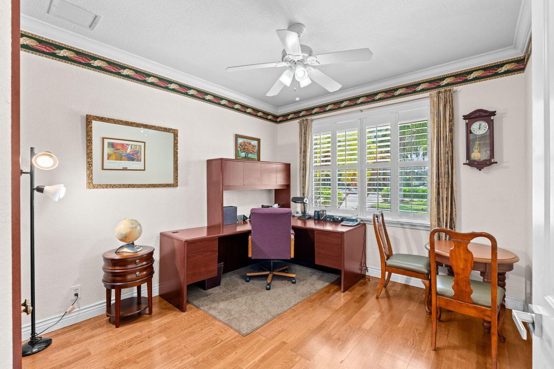 For Sale: $3,419,000 (5 beds, 4 baths, 3707 Square Feet)