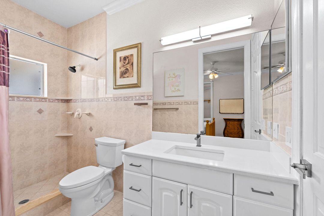 For Sale: $3,419,000 (5 beds, 4 baths, 3707 Square Feet)