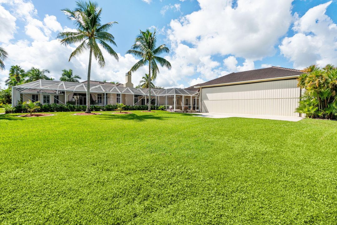 For Sale: $3,419,000 (5 beds, 4 baths, 3707 Square Feet)